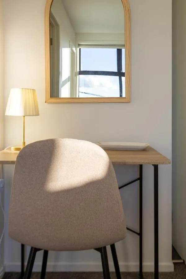 Trendy 3 Bedroom 2 Bath Residence, Central City Christchurch New Zealand