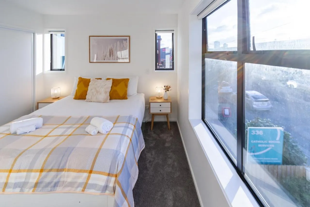Apartment Trendy 3 Bedroom 2 Bath Residence, Central City Christchurch